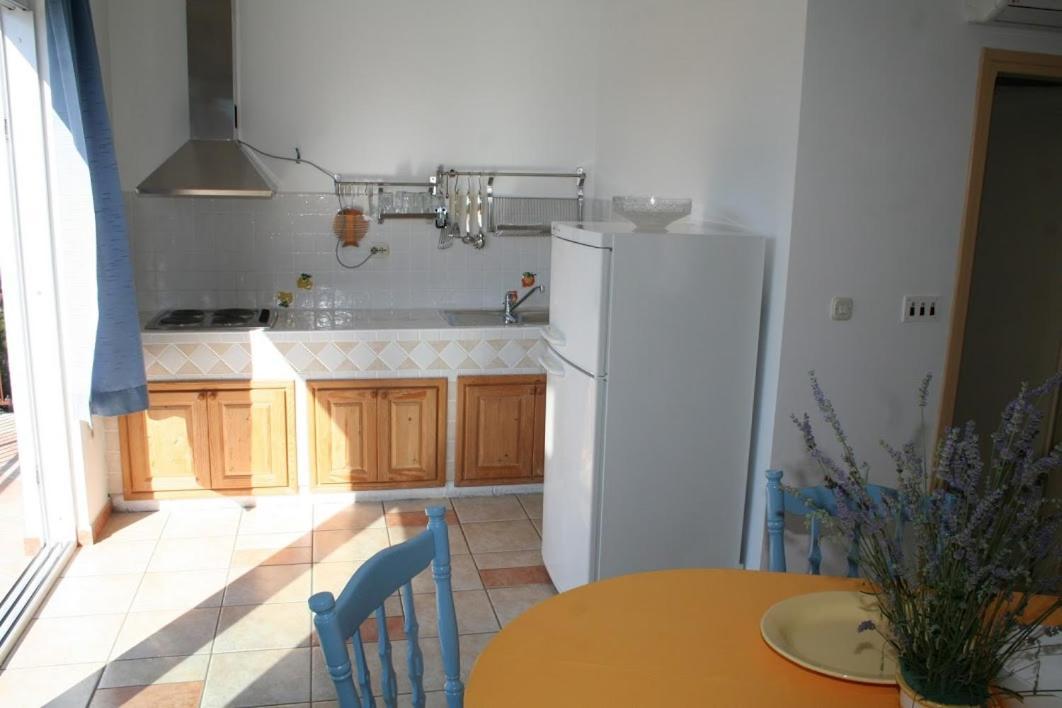 Apartmani Mladina Jelsa  Εξωτερικό φωτογραφία