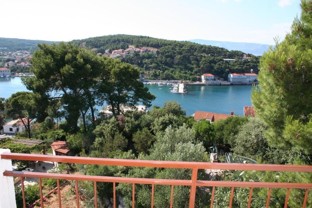 Apartmani Mladina Jelsa  Εξωτερικό φωτογραφία