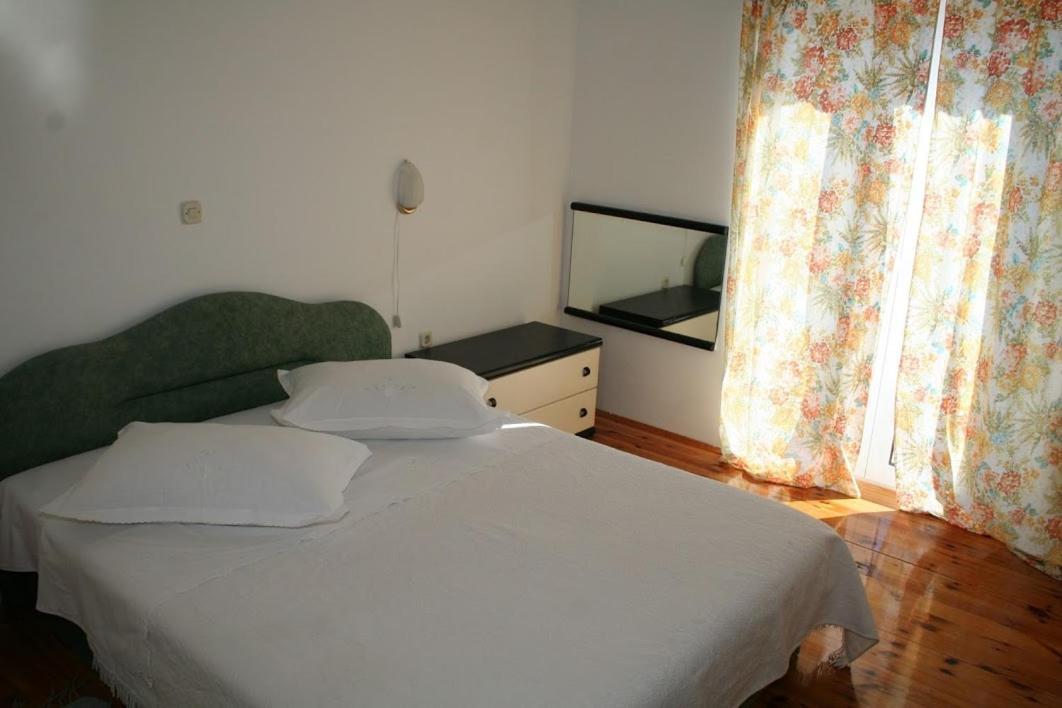 Apartmani Mladina Jelsa  Εξωτερικό φωτογραφία